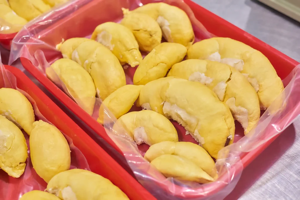 Durian's Flavor Profile: What to Expect When You Eat It